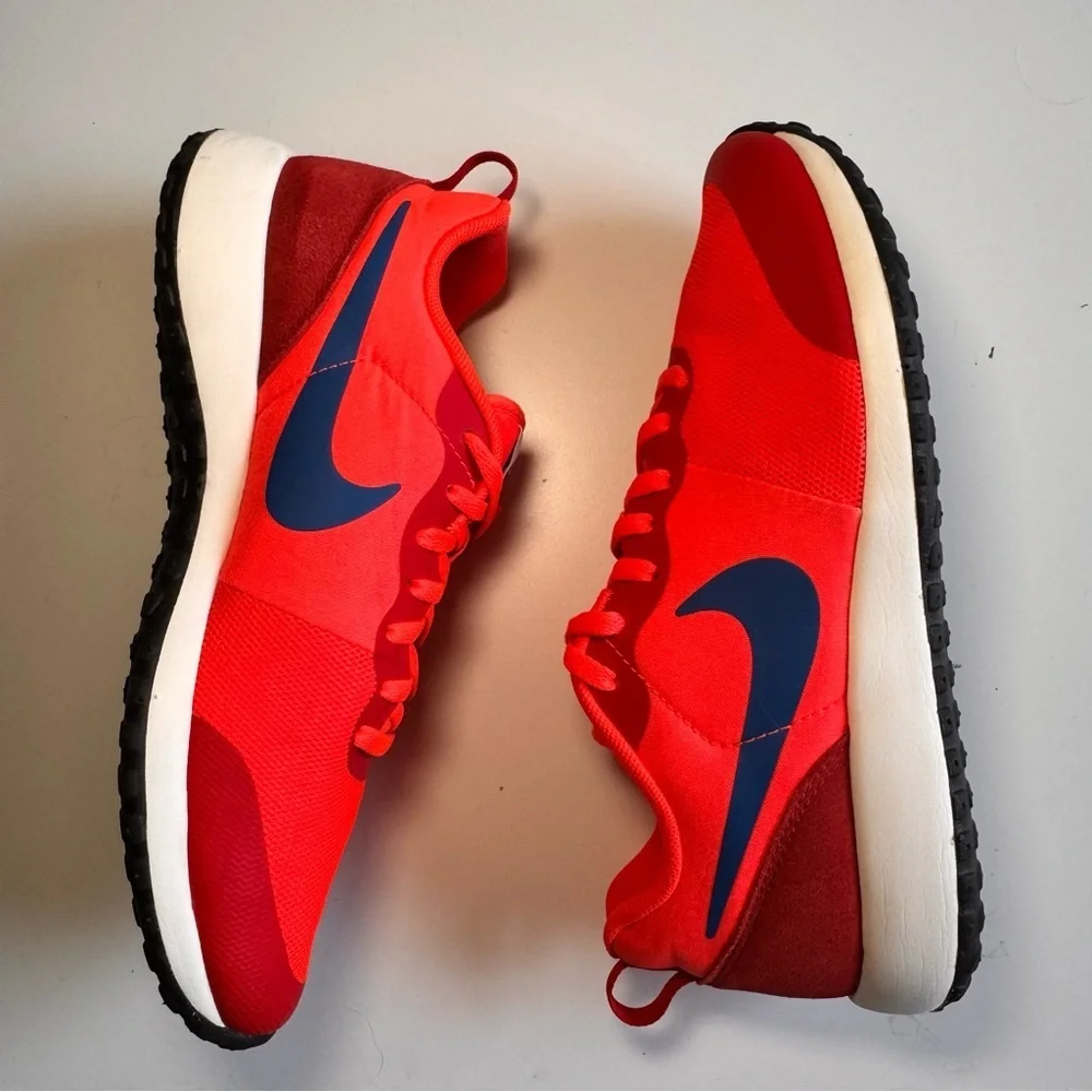 Nike Elite Shinsen Team Orange and Royal Blue Running Shoes Women’s size 7.5